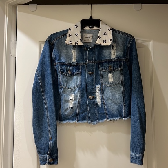 NEW custom cropped jean jacket size small - Picture 4 of 7